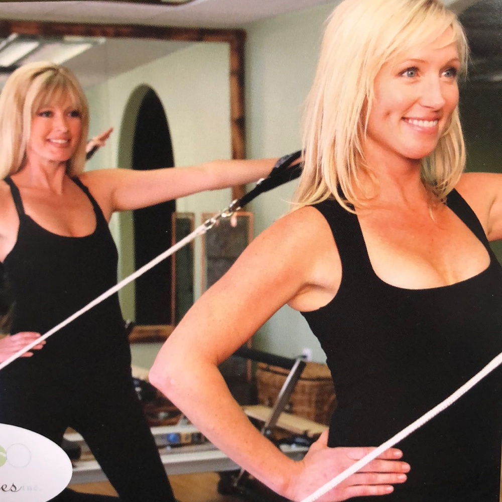 Meet your Posher, Deena